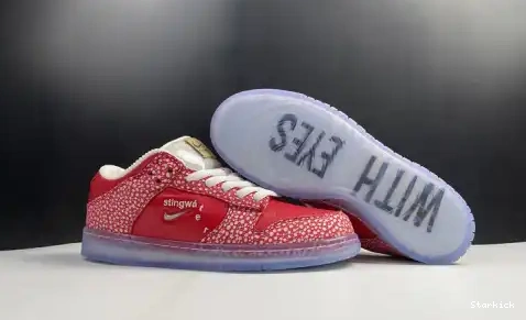 DH7650-600 - Dunk Mushroom Magic Stingwater SB Low Nike 0702